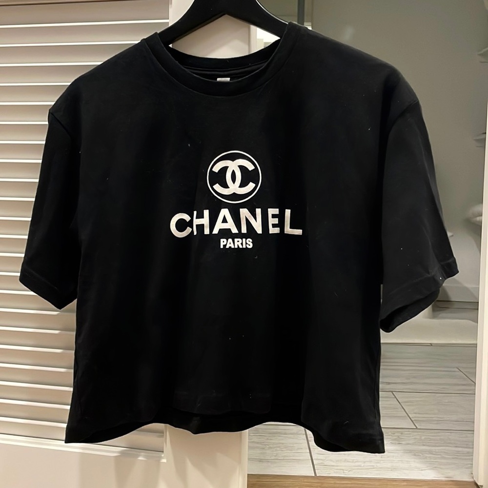 Cropped tee